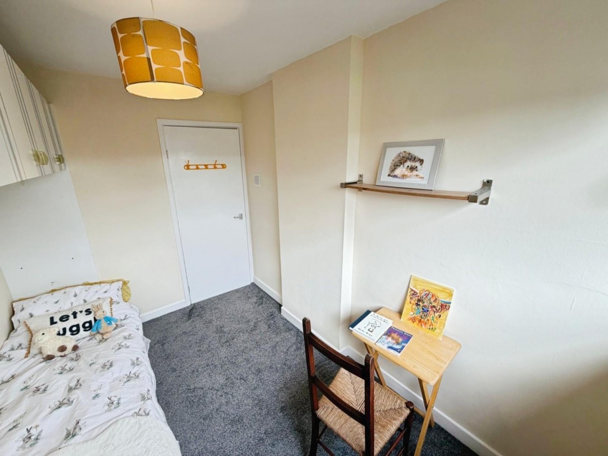 Dawn Gardens, Whitby, Ellesmere Port, CH65 9BA