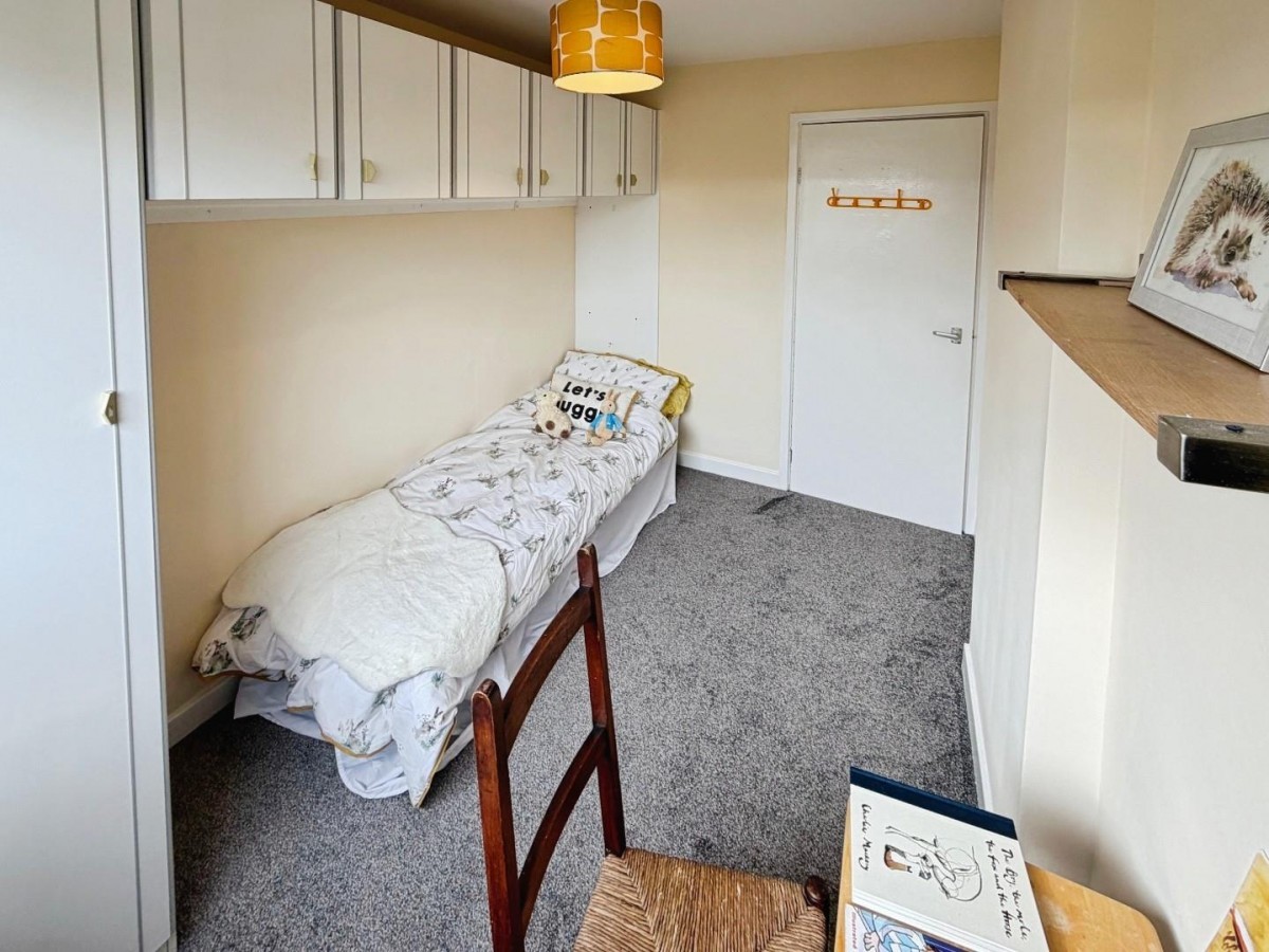 Dawn Gardens, Whitby, Ellesmere Port, CH65 9BA