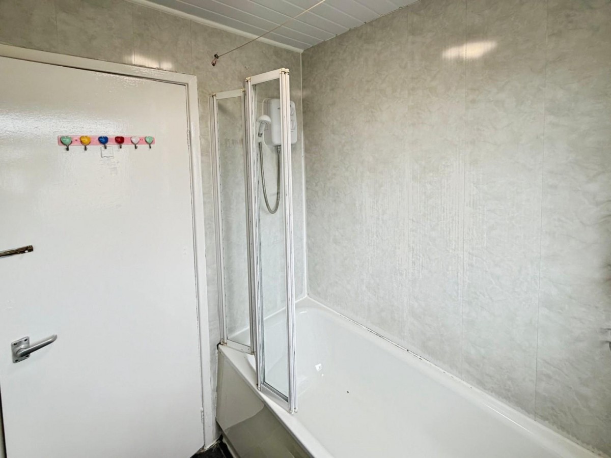 Dawn Gardens, Whitby, Ellesmere Port, CH65 9BA