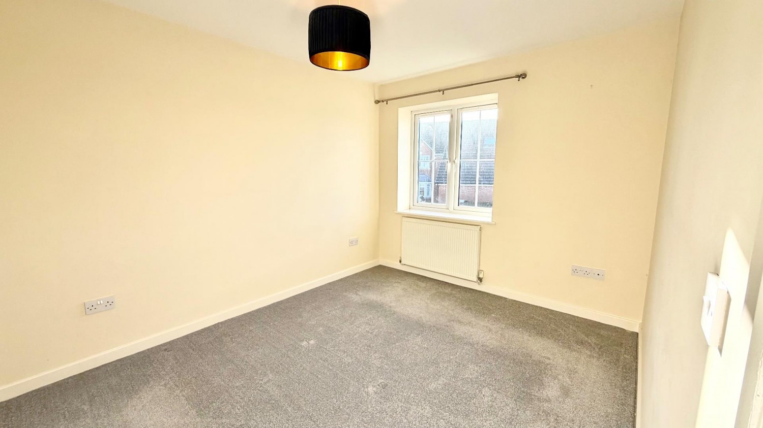 Dumolos Lane, Glascote