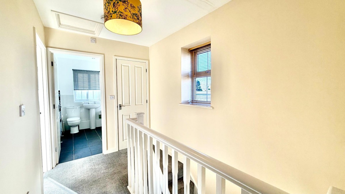 Dumolos Lane, Glascote