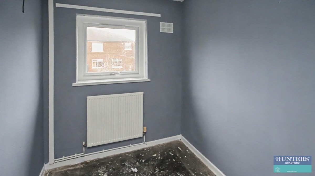 Crossdale Avenue Bradford, West Yorkshire, BD6 2AS