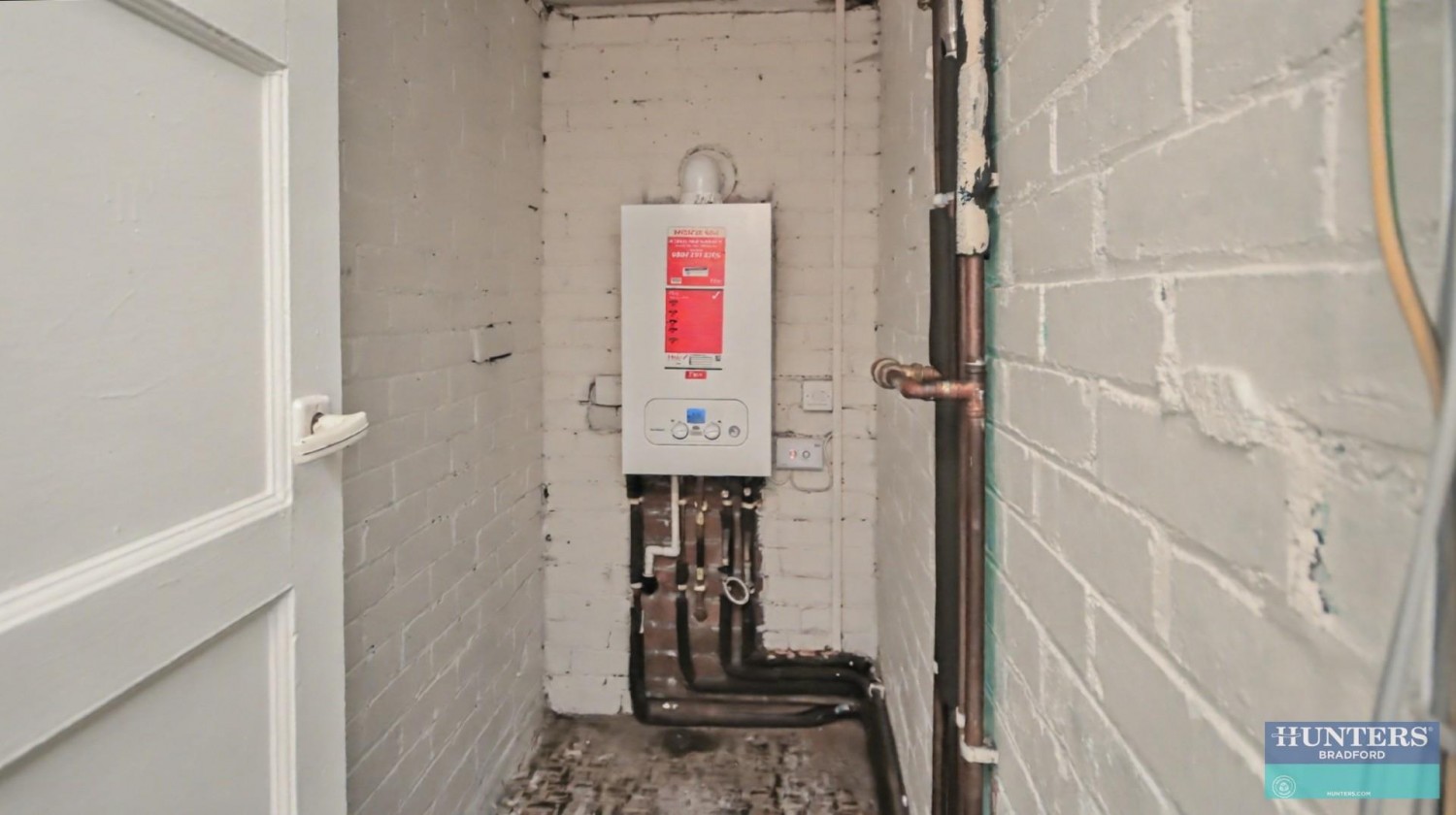 Crossdale Avenue Bradford, West Yorkshire, BD6 2AS