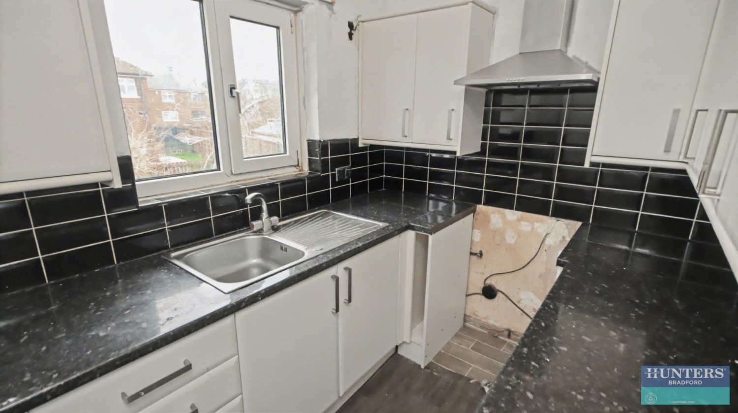 Crossdale Avenue Bradford, West Yorkshire, BD6 2AS