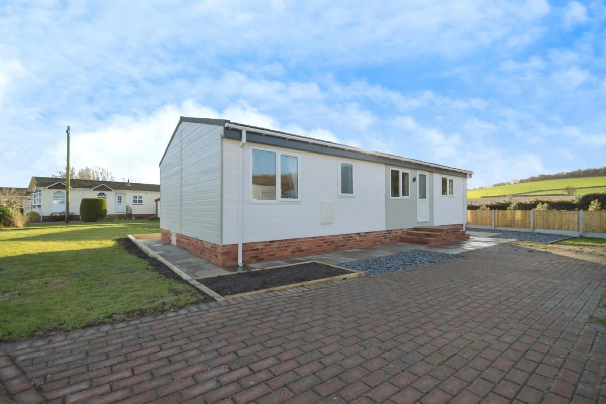 Brookfield Park, Mill Lane, Old Tupton, Chesterfield, S42 6AF