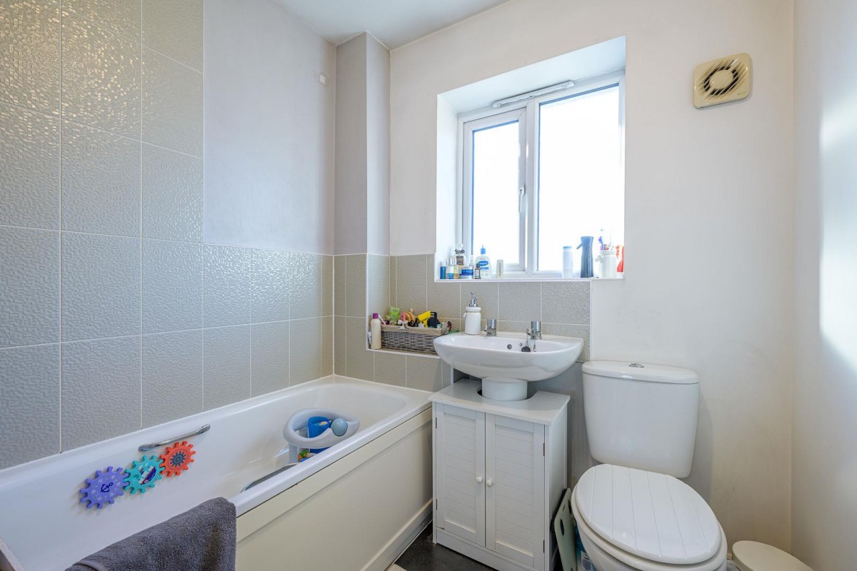 Bobeche Place, Kingswinford, DY6 7LU