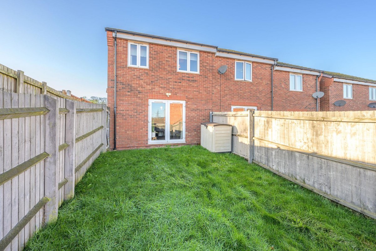 Bobeche Place, Kingswinford, DY6 7LU