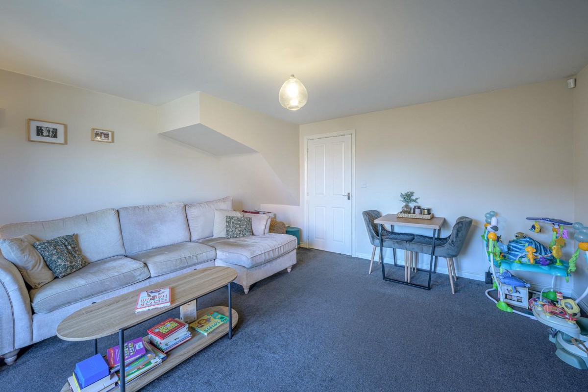 Bobeche Place, Kingswinford, DY6 7LU