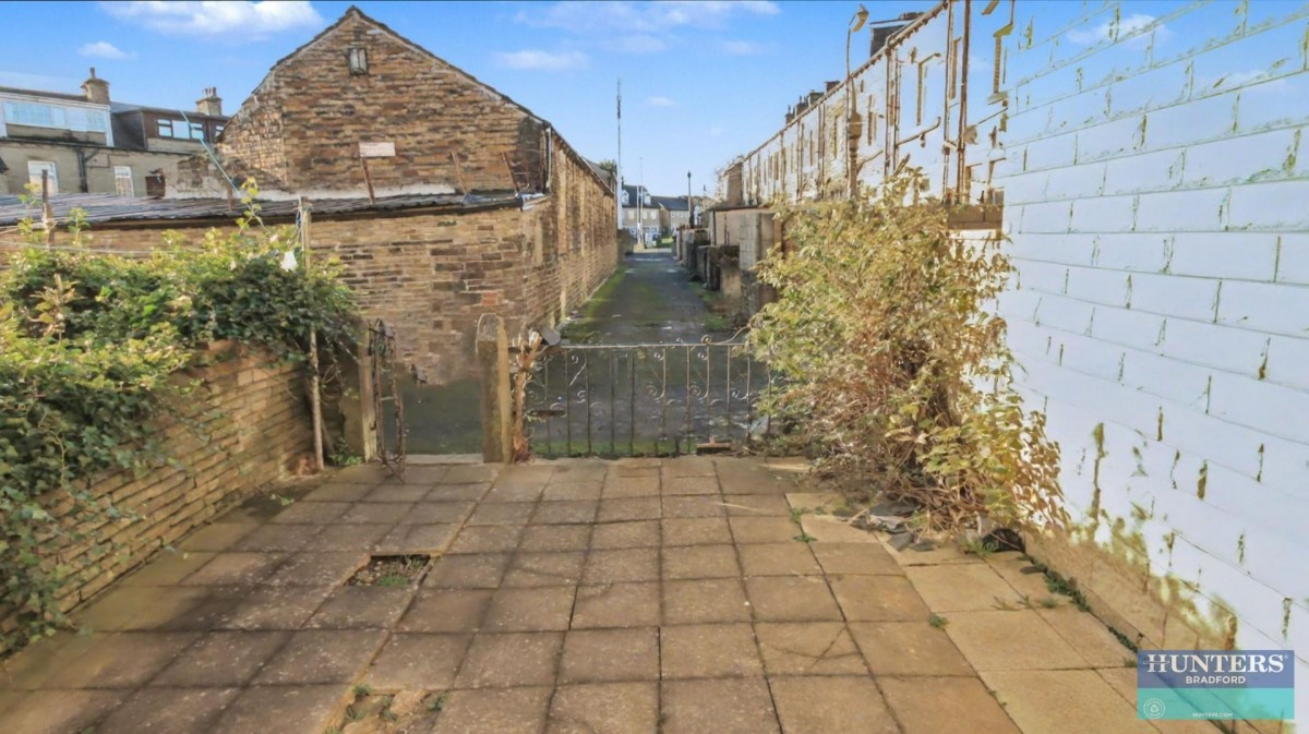 Lingwood Road, Bradford, BD8