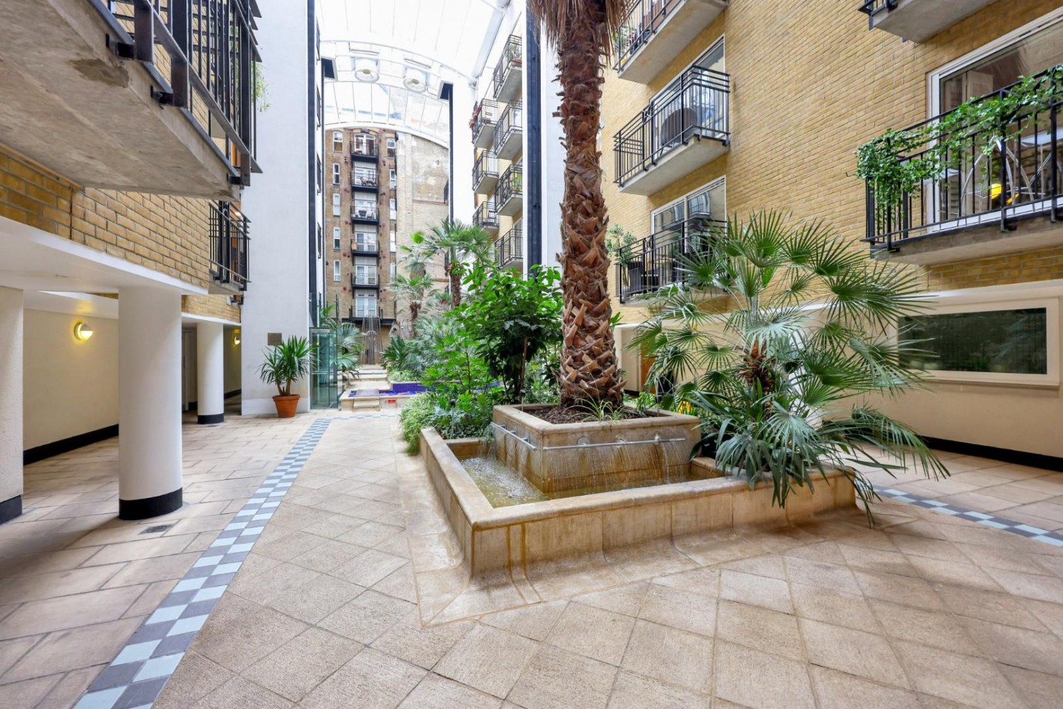 High Timber Street, London, EC4V