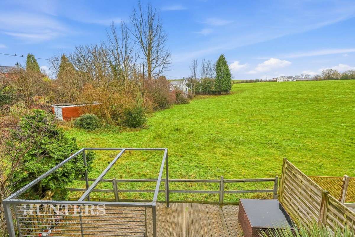 Summerfield View, Oldham