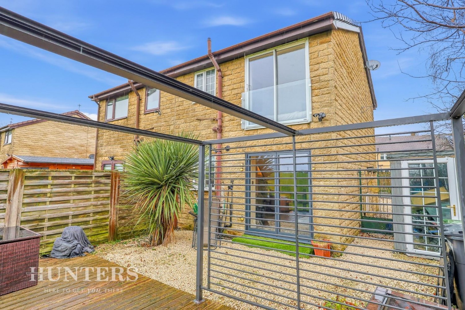 Summerfield View, Oldham