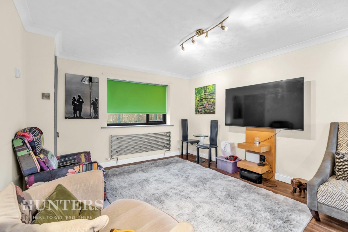 Summerfield View, Oldham