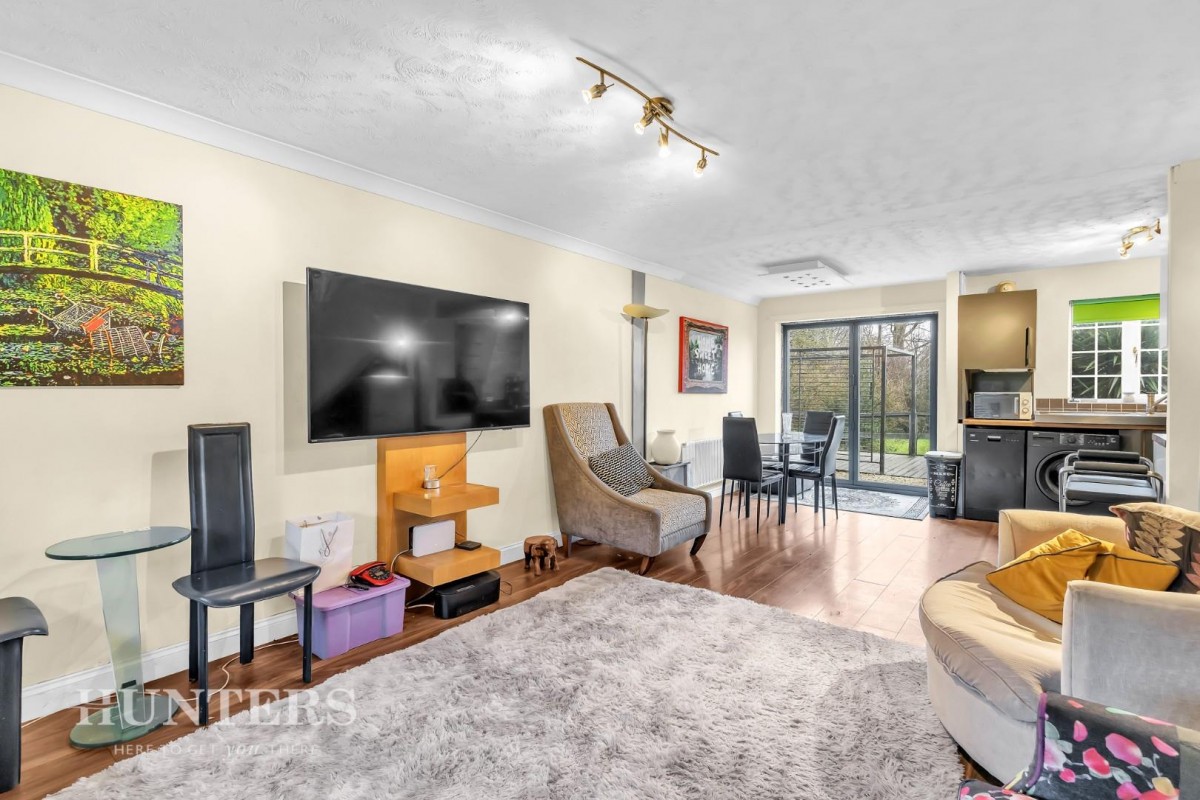 Summerfield View, Oldham