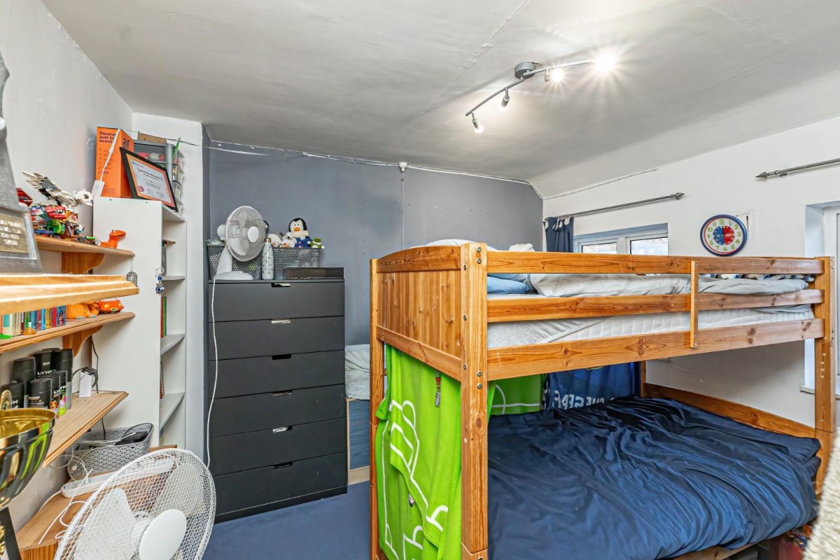 Chelsea Green, Leighton Buzzard