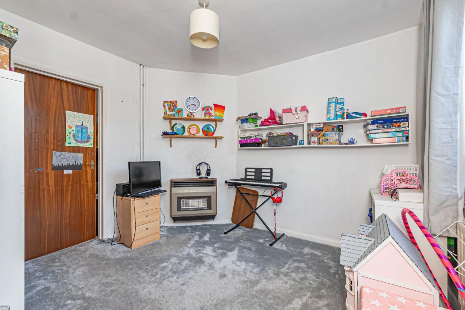 Chelsea Green, Leighton Buzzard