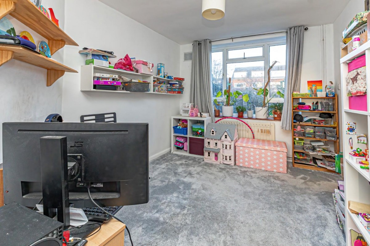 Chelsea Green, Leighton Buzzard