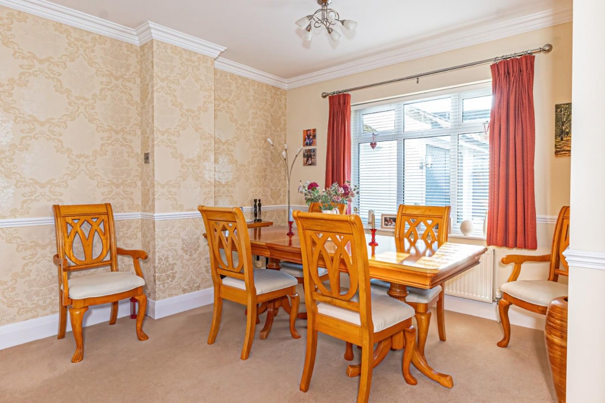 Heath Road, Leighton Buzzard