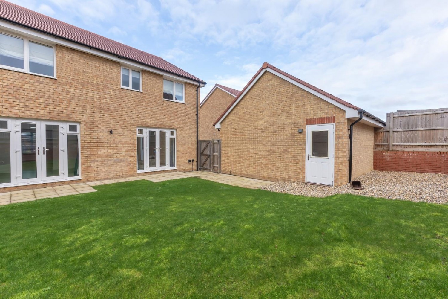 Rutherford Crescent, Leighton Buzzard