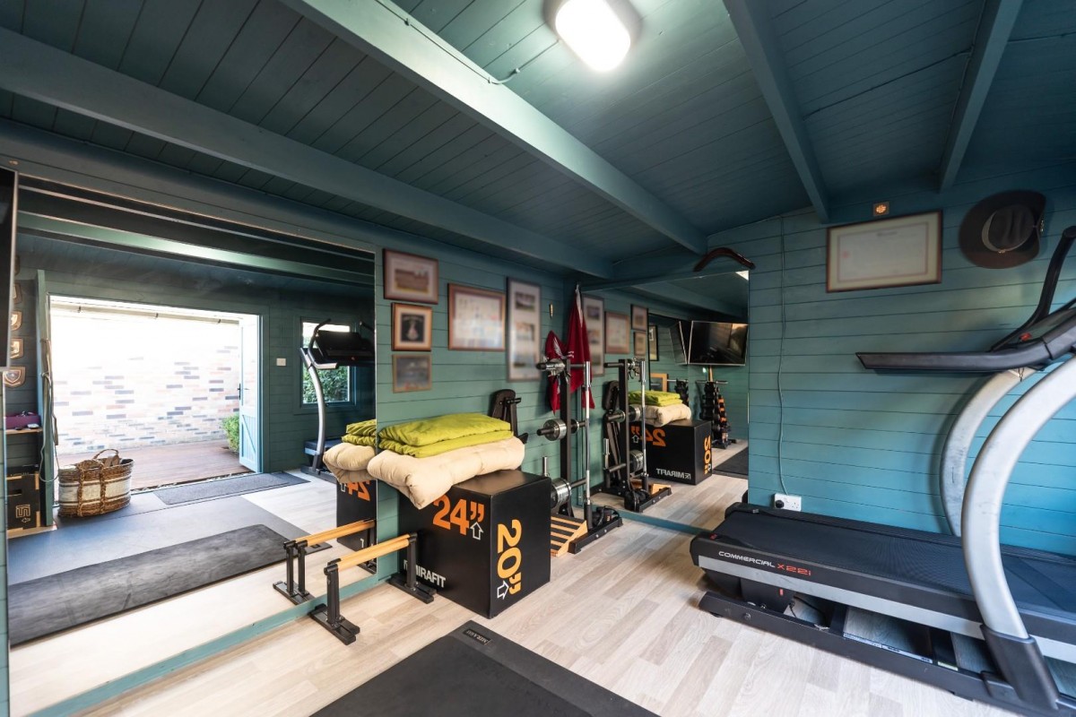 Carr Beck View, Castleford