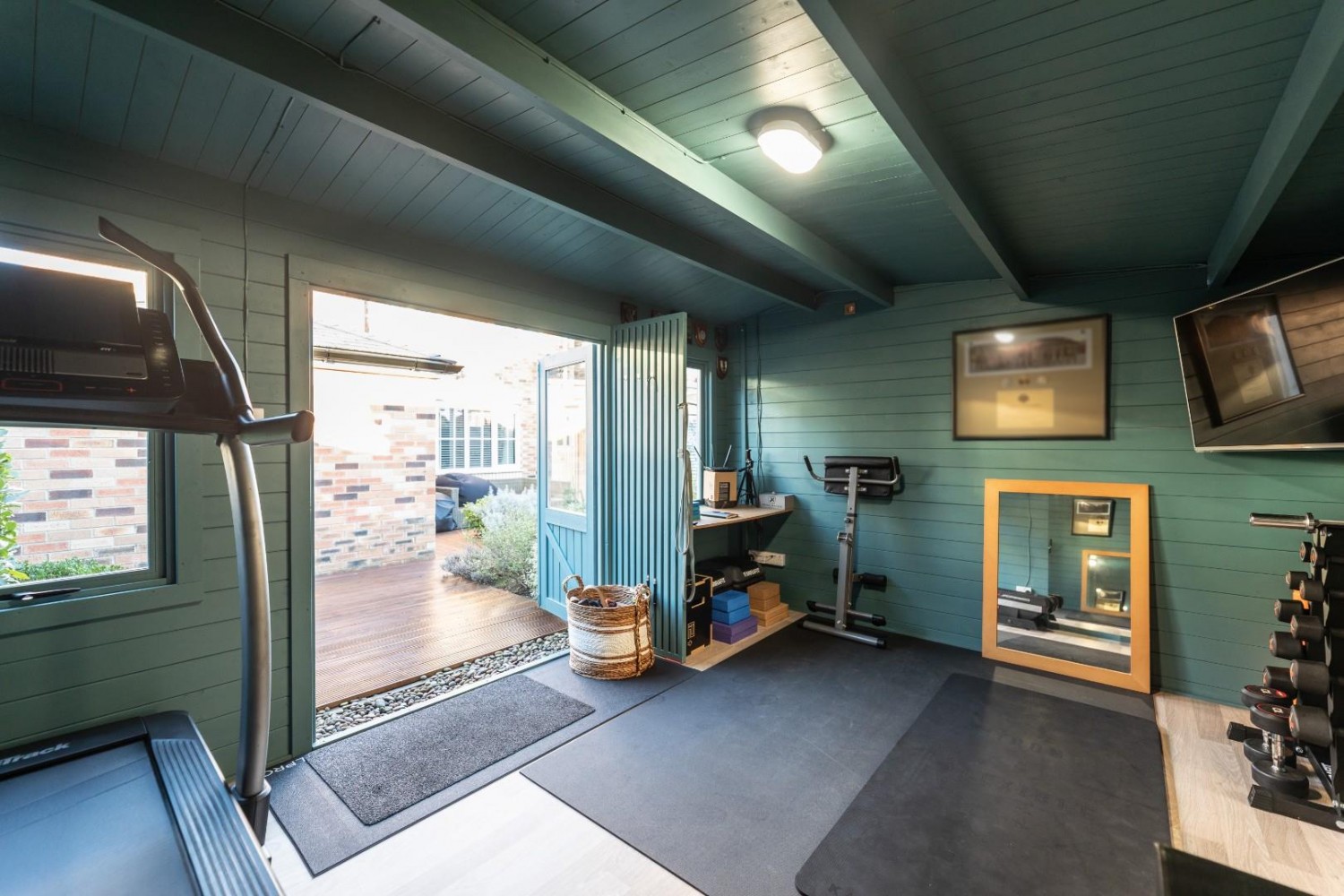 Carr Beck View, Castleford