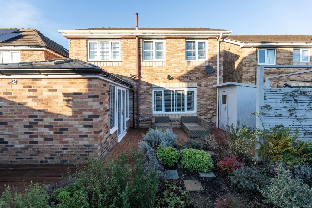 Carr Beck View, Castleford