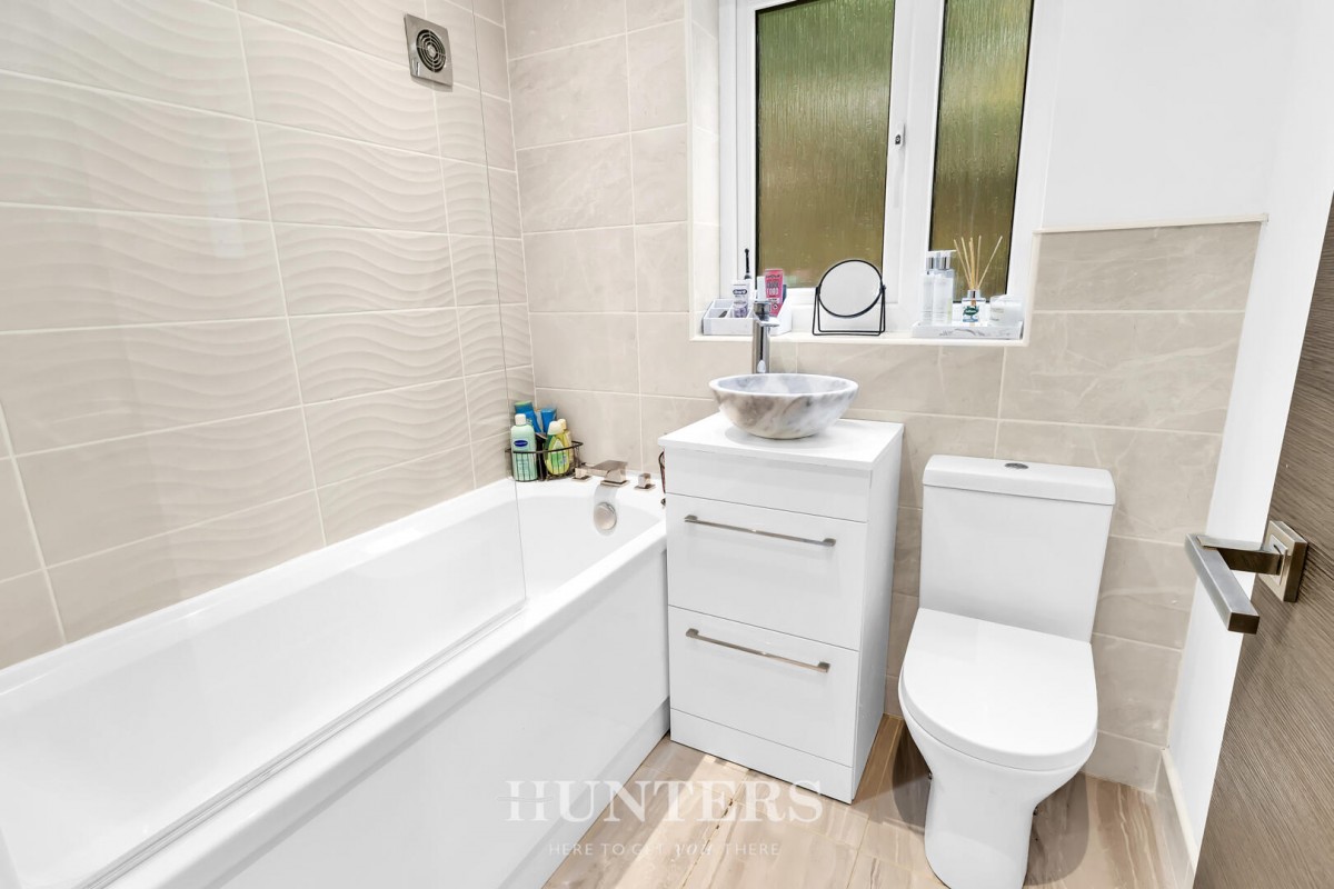 Knight Crescent, Middleton, Manchester, M24