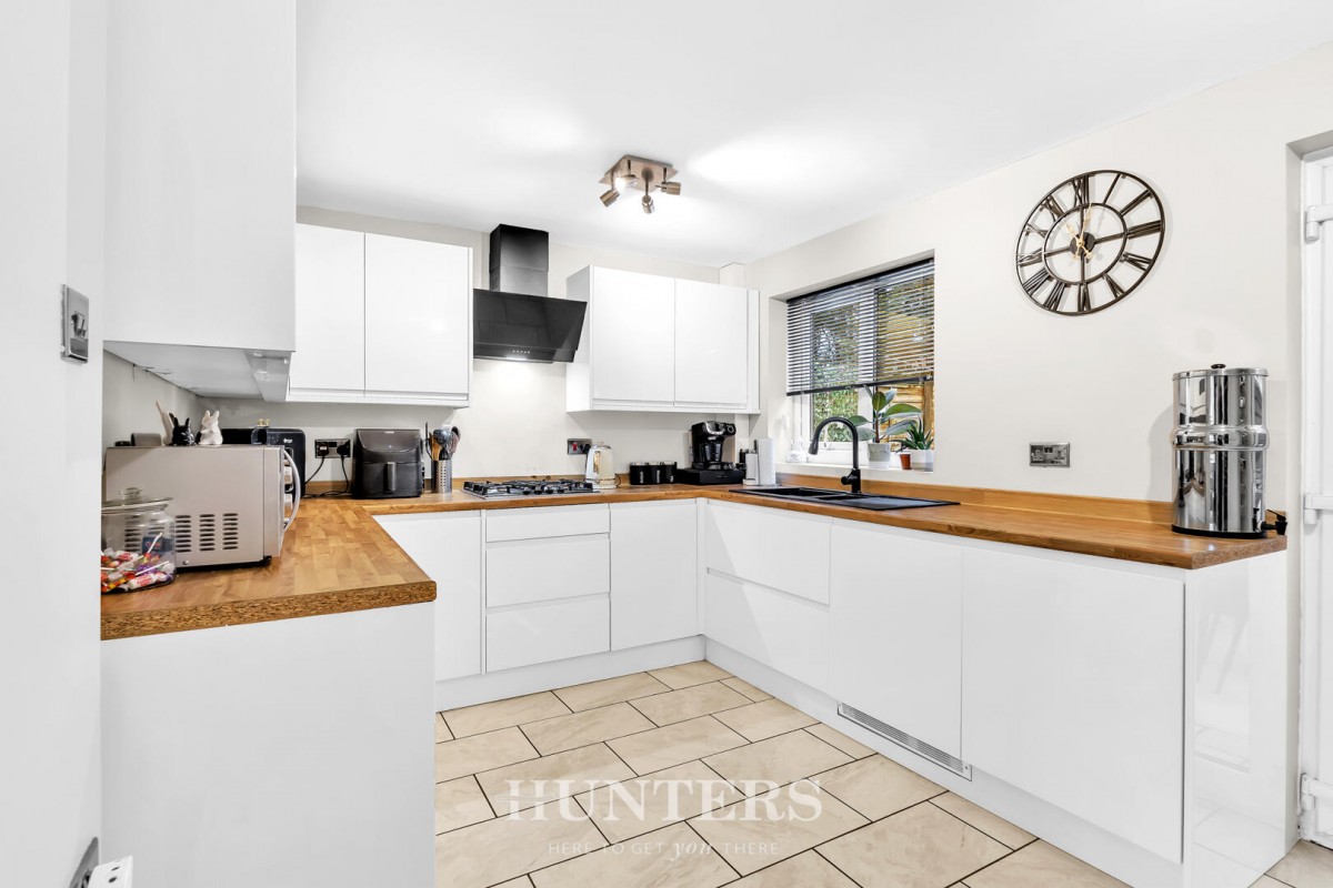 Knight Crescent, Middleton, Manchester, M24