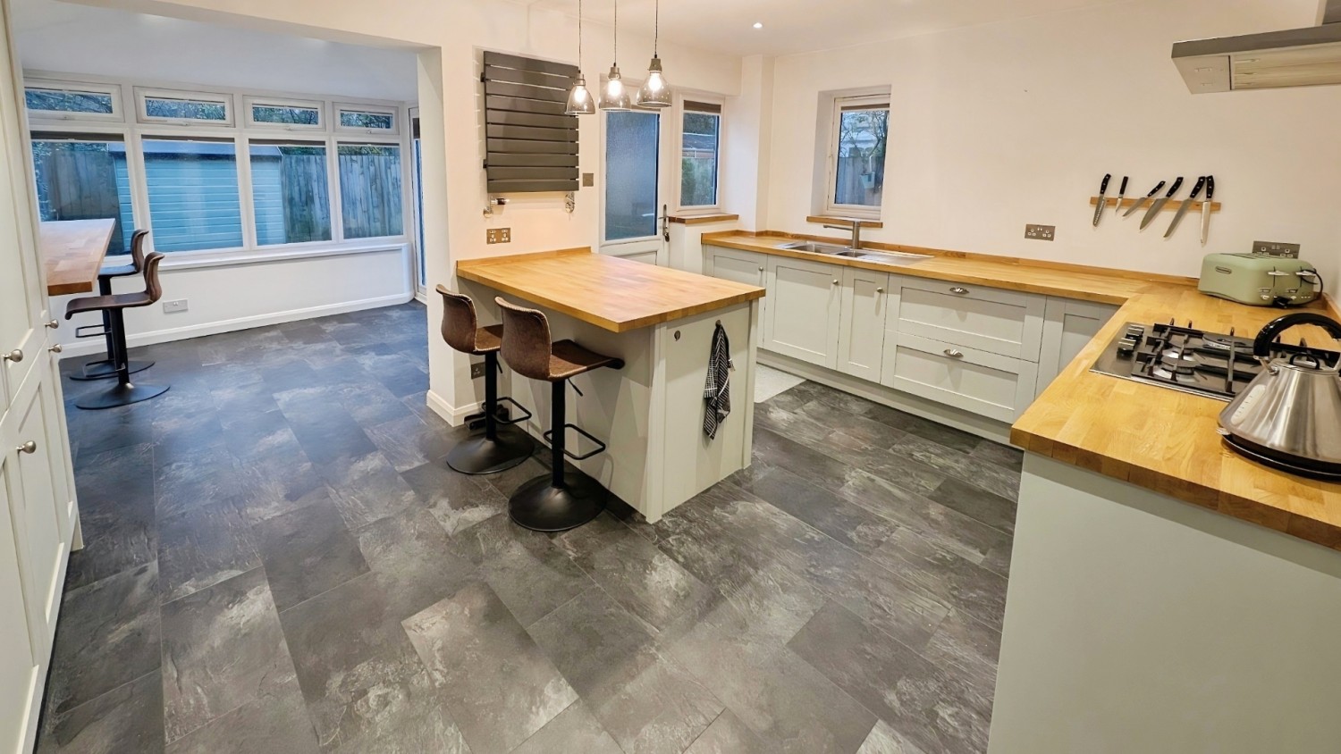 Couzens Close, Chipping Sodbury, Bristol