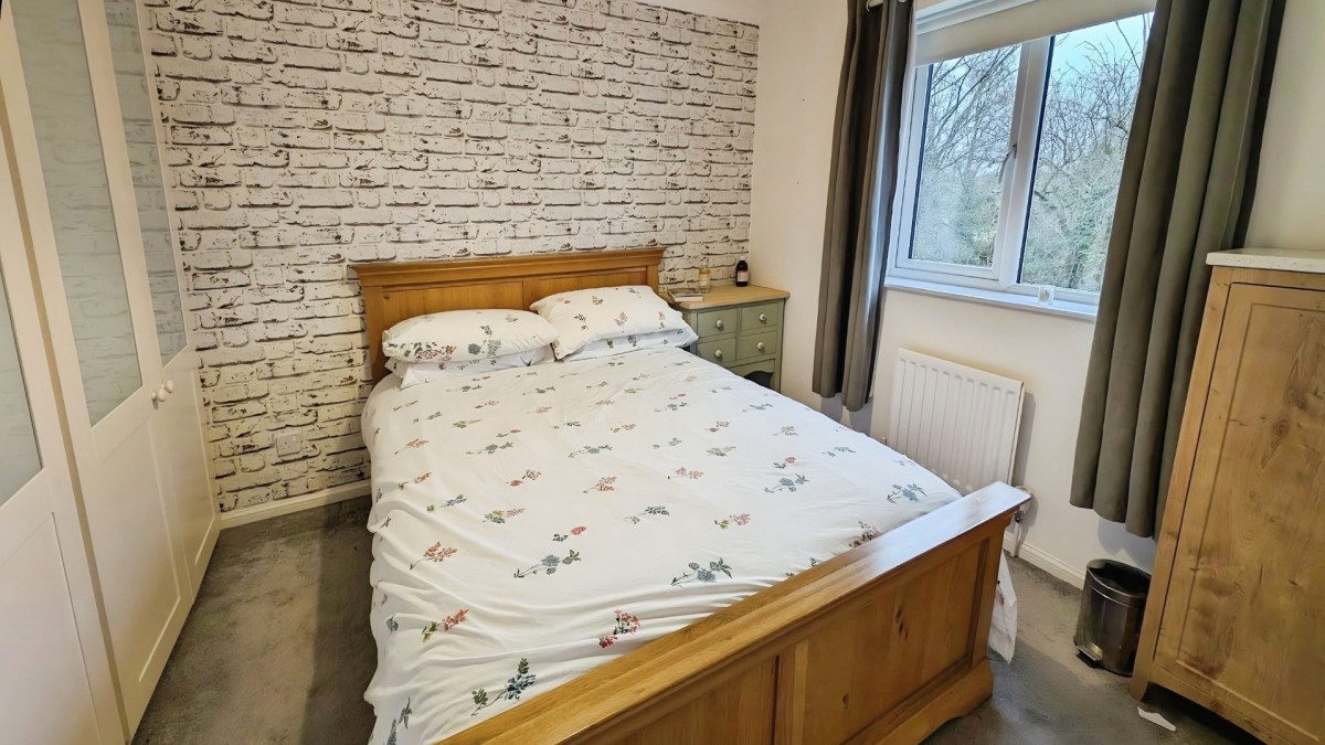 Couzens Close, Chipping Sodbury, Bristol