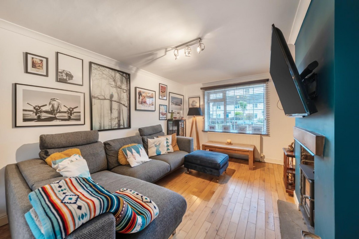 Fourth Avenue, Wetherby