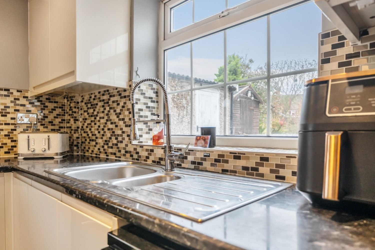 Fourth Avenue, Wetherby