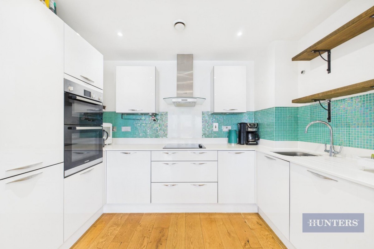 Alexandra Wharf, Maritime Walk, Ocean Village