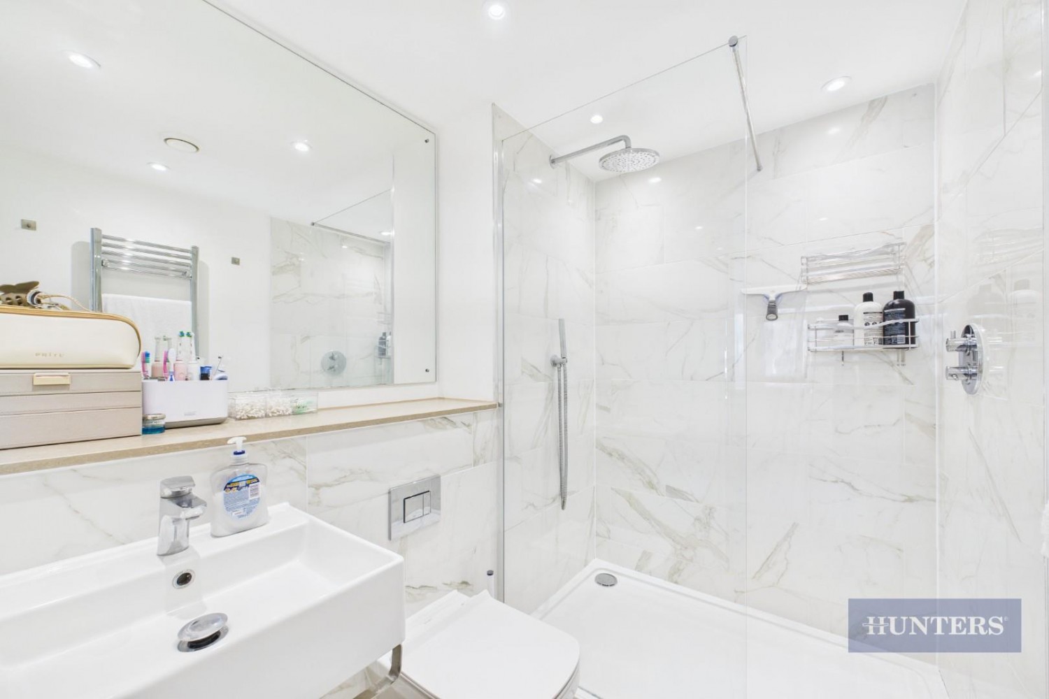 Alexandra Wharf, Maritime Walk, Ocean Village