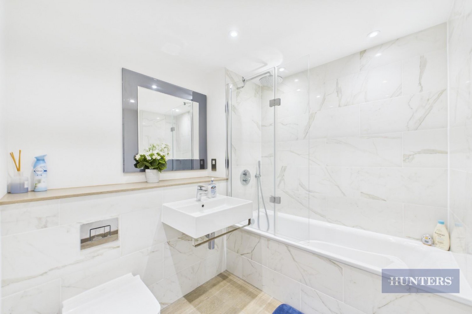 Alexandra Wharf, Maritime Walk, Ocean Village