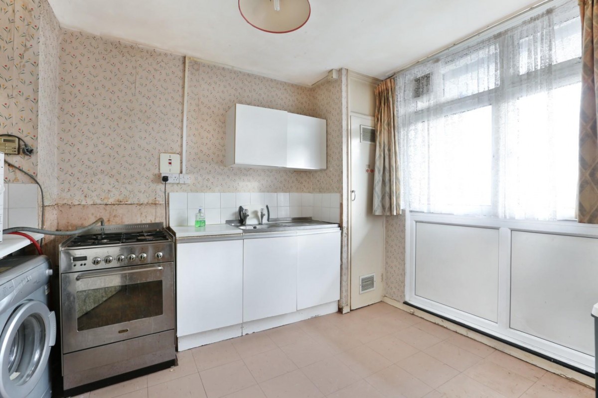 Carroun Road, London