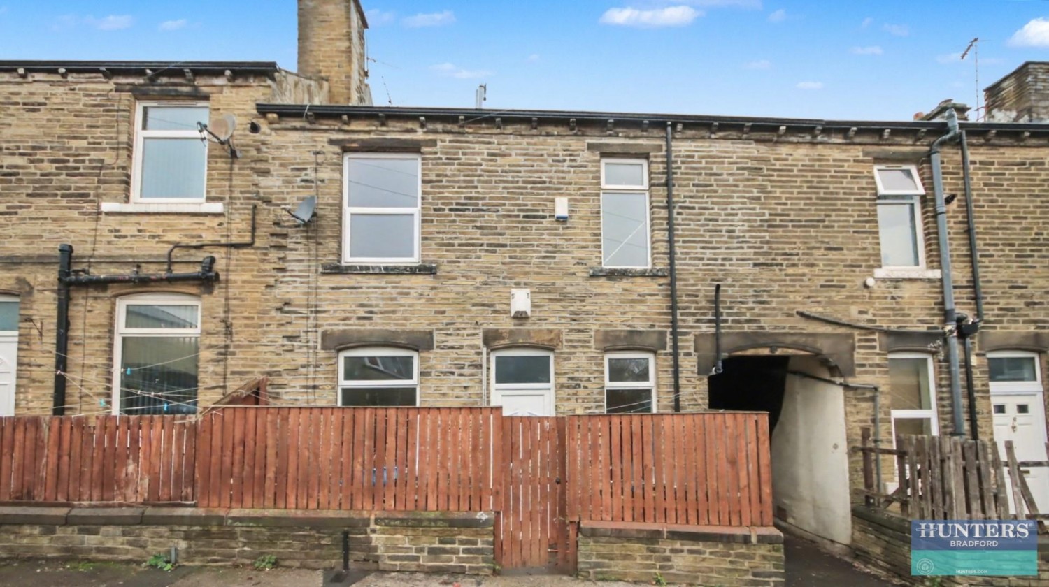 Haycliffe Road Bradford, West Yorkshire, BD5 9HB