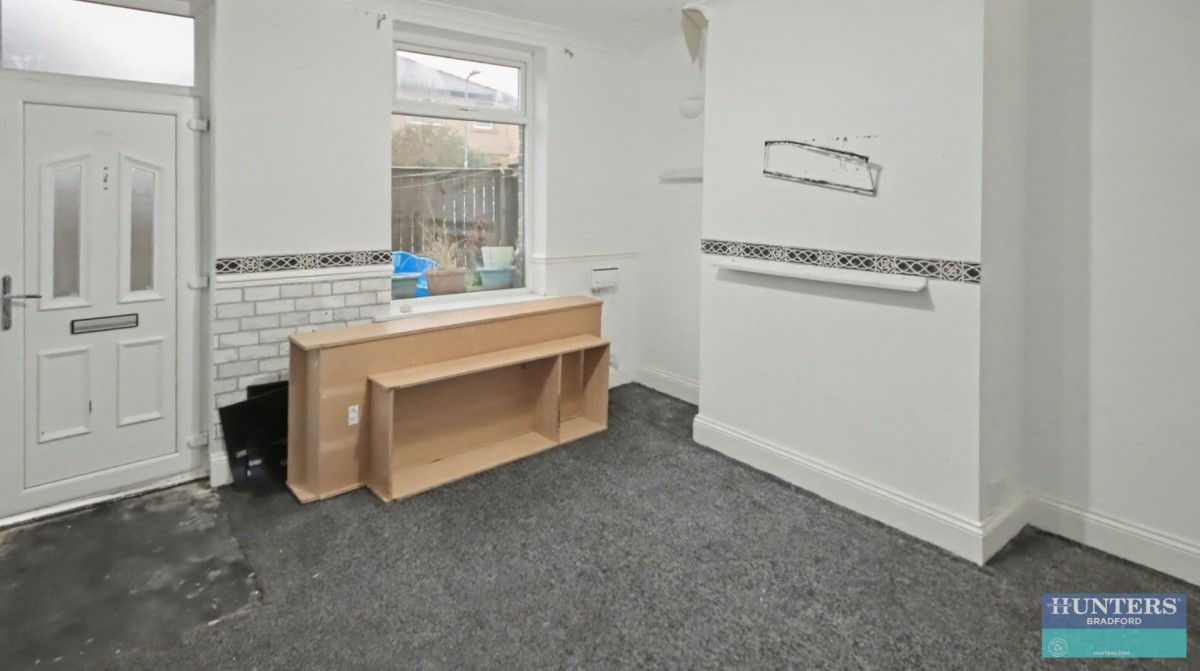 Haycliffe Road Bradford, West Yorkshire, BD5 9HB