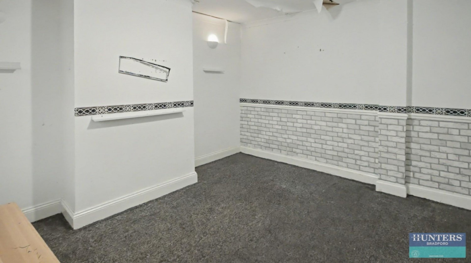 Haycliffe Road Bradford, West Yorkshire, BD5 9HB