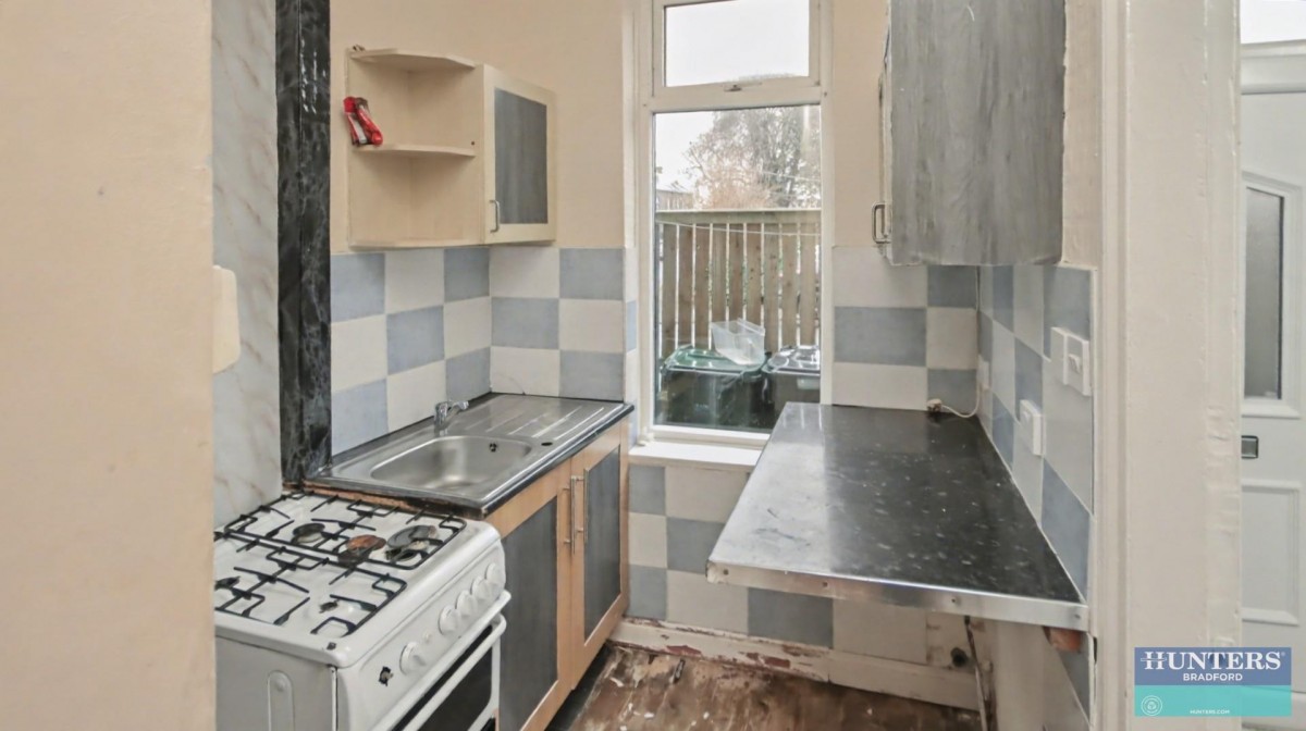 Haycliffe Road Bradford, West Yorkshire, BD5 9HB