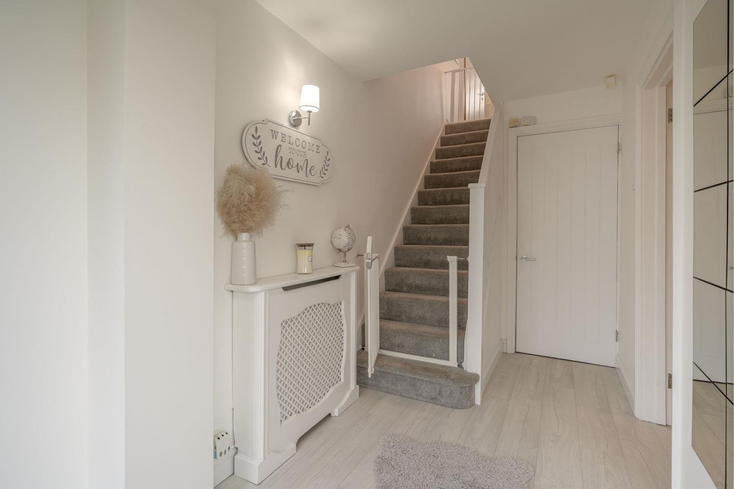 Chelford Crescent, Kingswinford, DY6 8PB