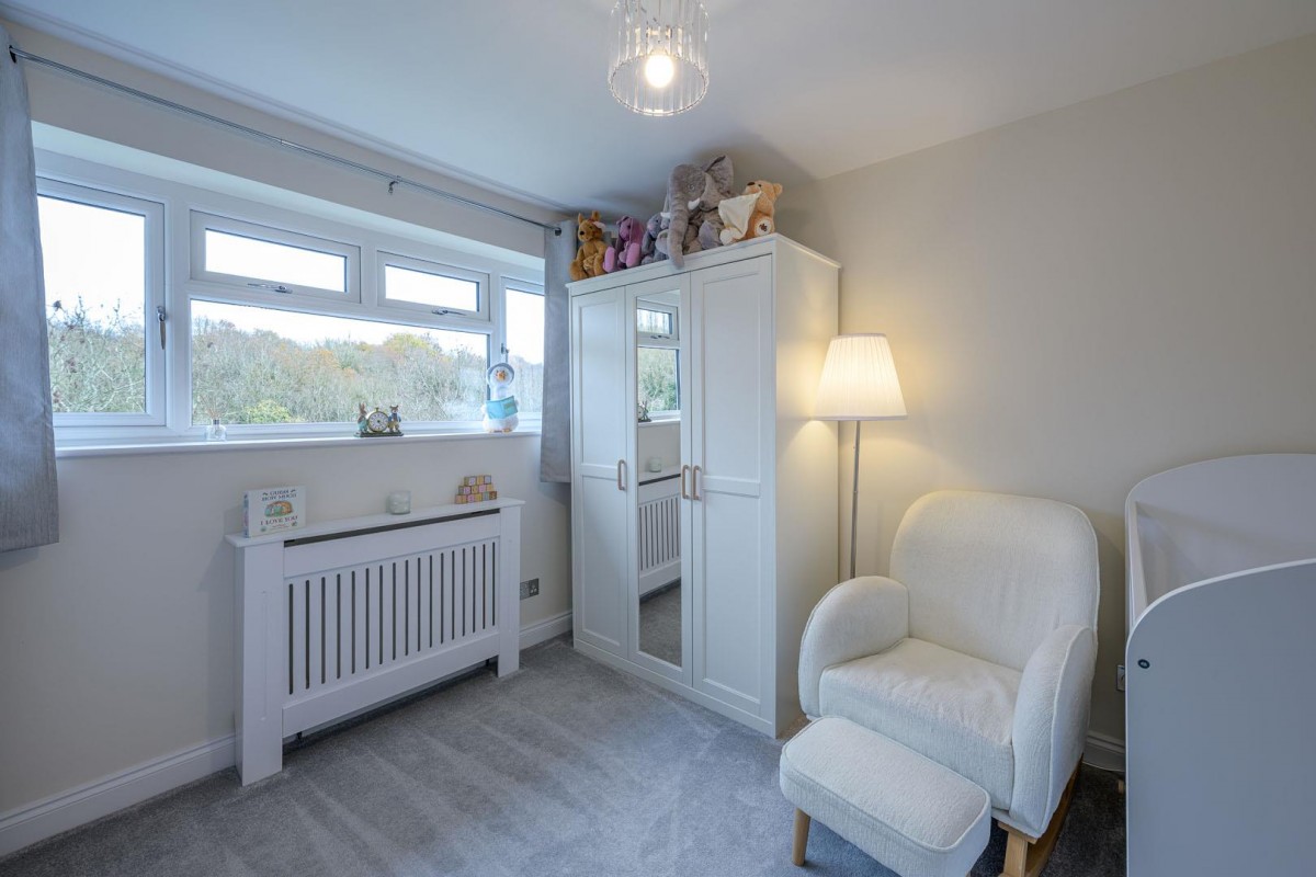 Chelford Crescent, Kingswinford, DY6 8PB