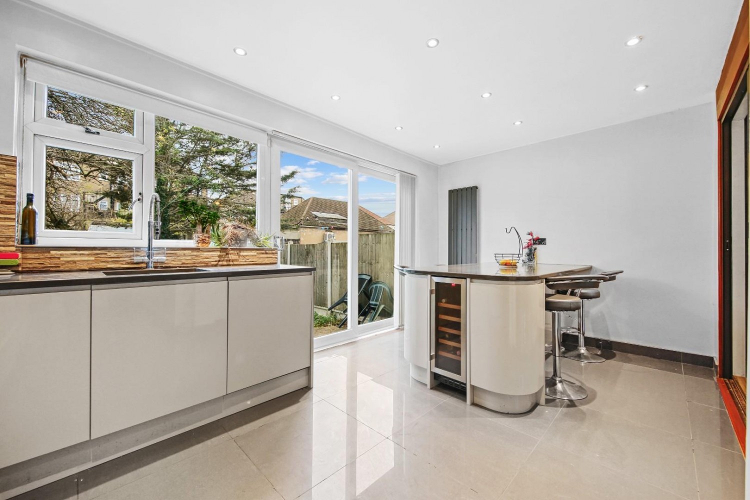 Grosvenor Road, Dagenham, RM8