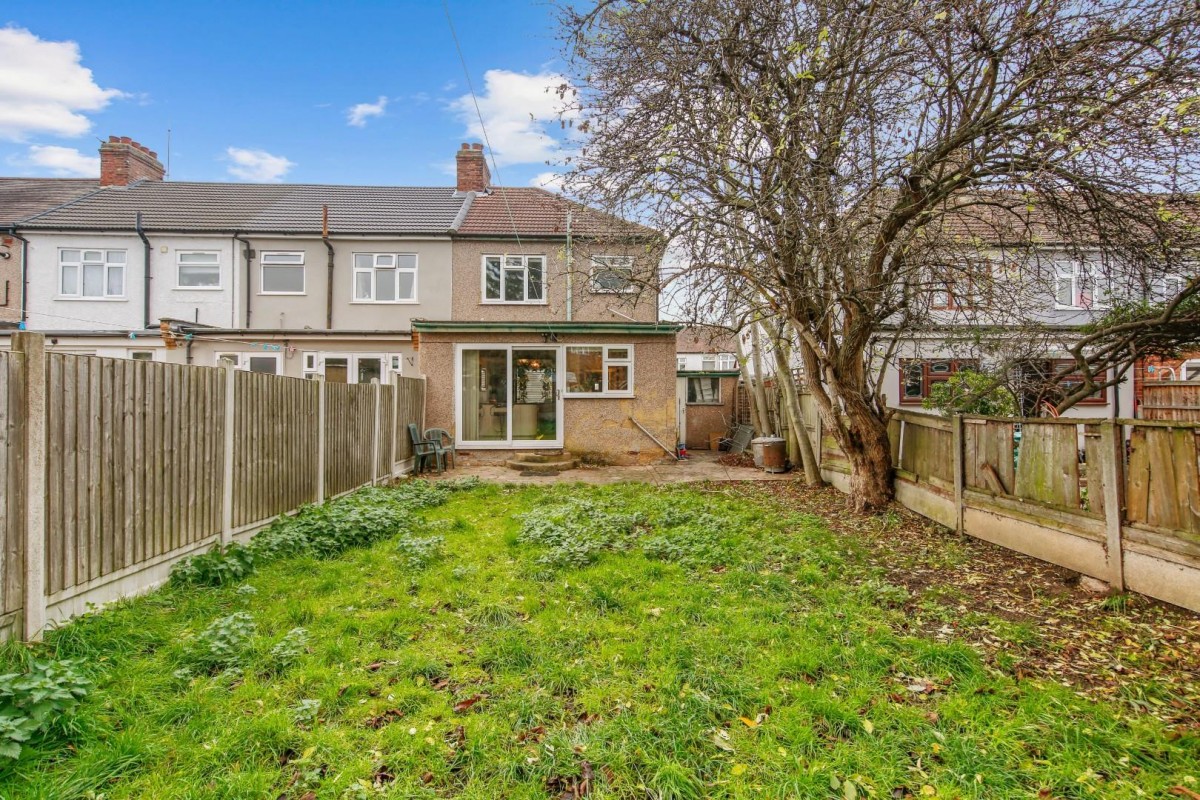 Grosvenor Road, Dagenham, RM8