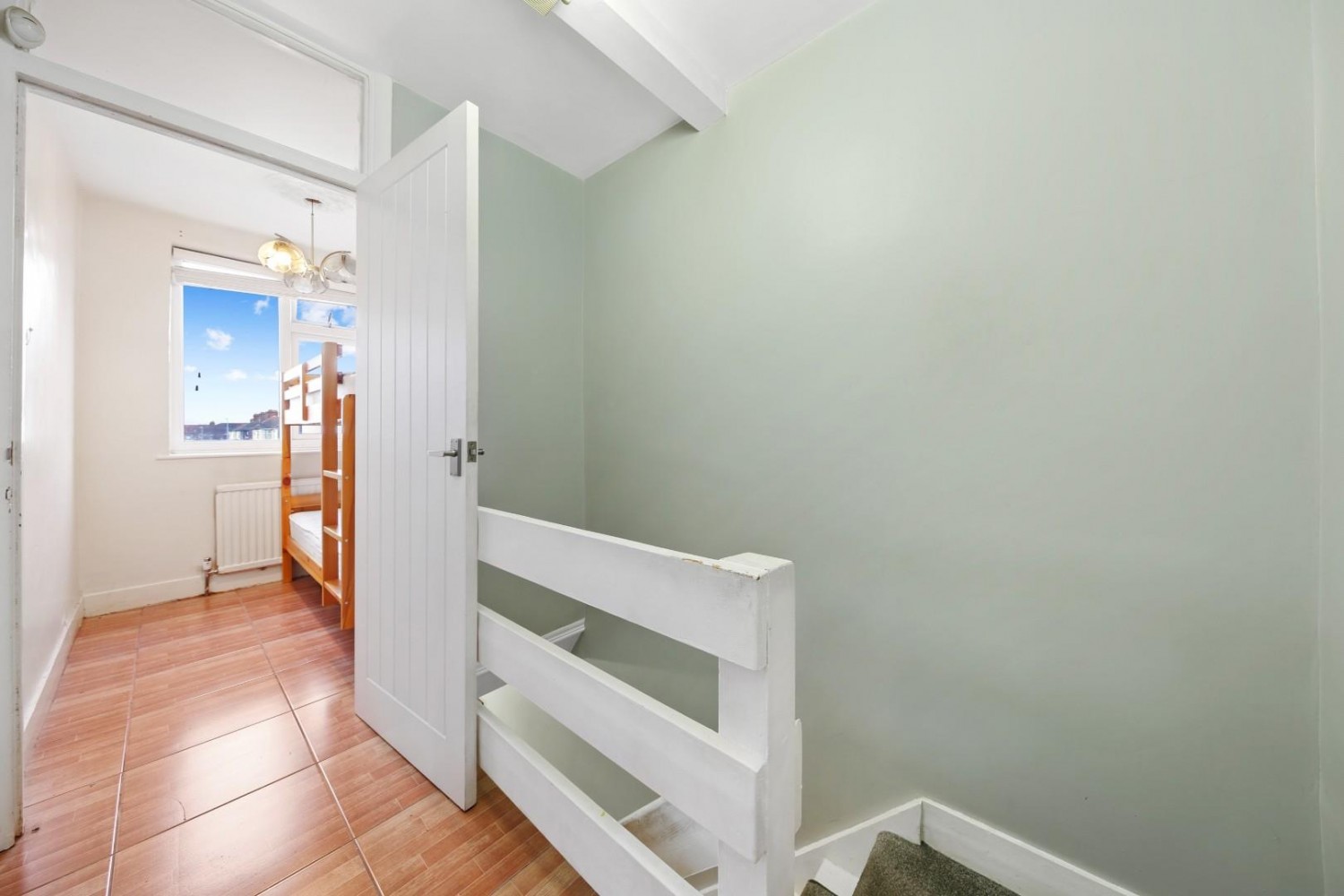 Grosvenor Road, Dagenham, RM8