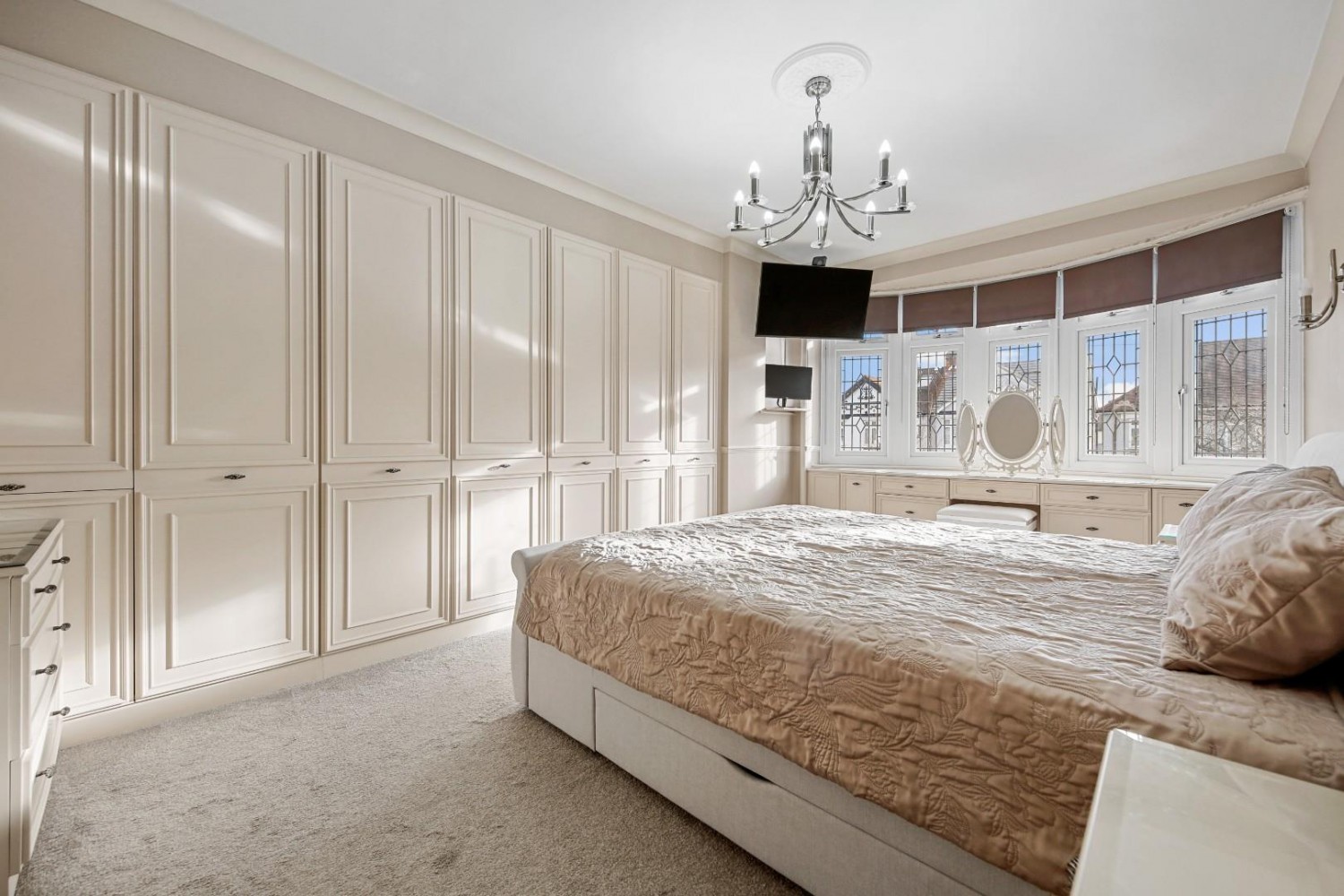 Longwood Gardens Clayhall IG5