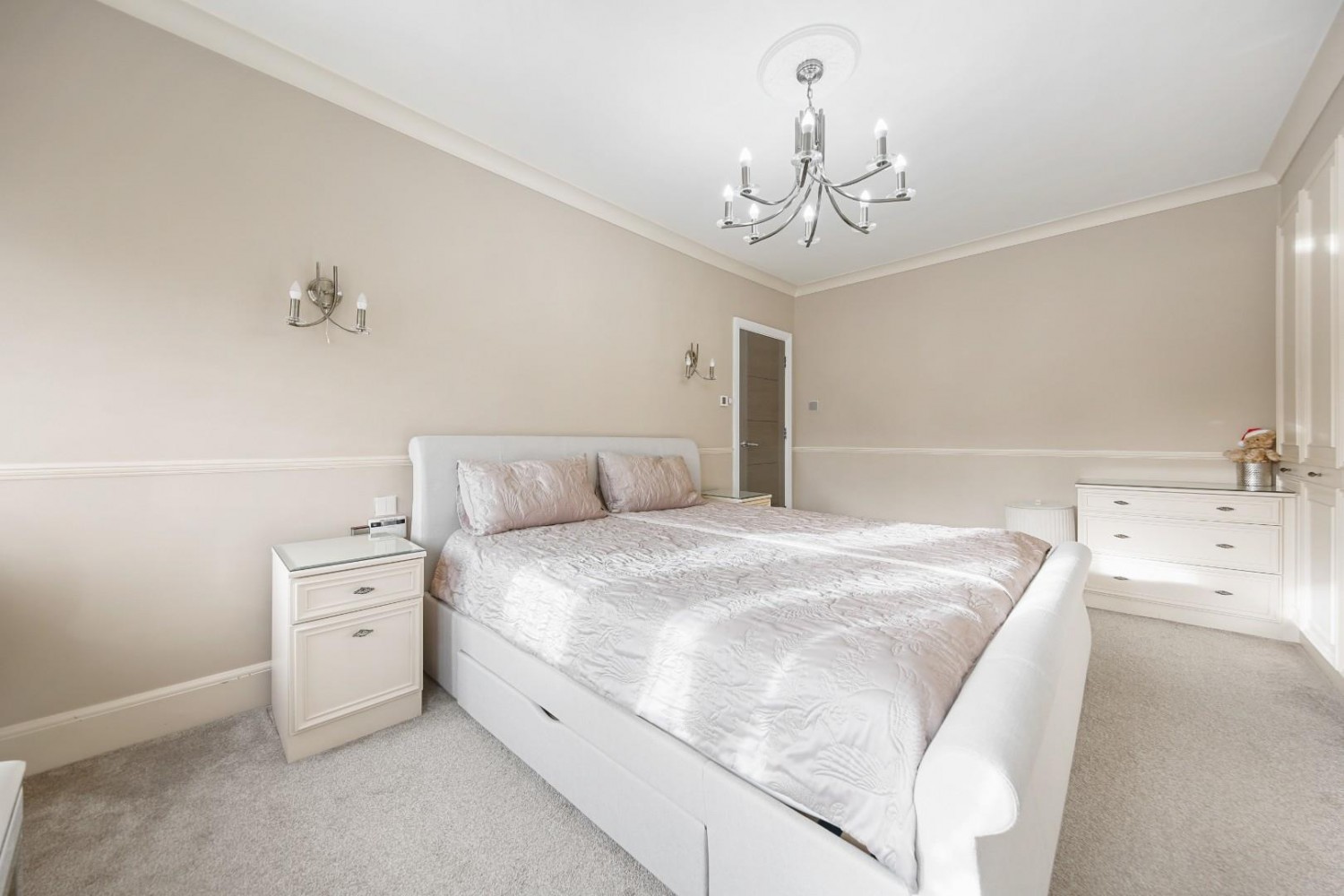 Longwood Gardens Clayhall IG5