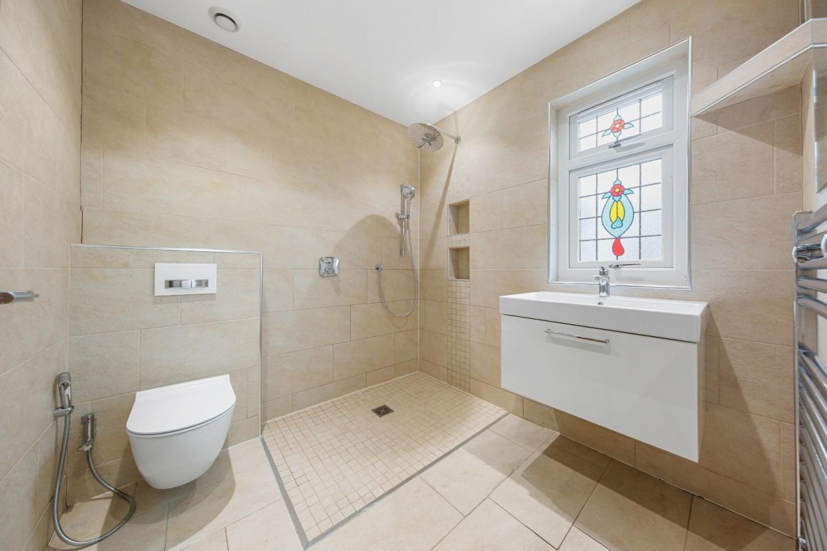 Longwood Gardens Clayhall IG5