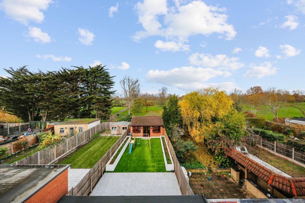 Longwood Gardens Clayhall IG5