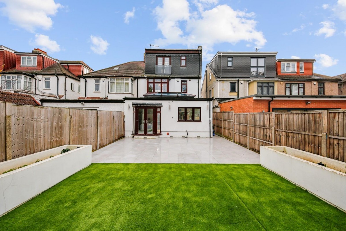 Longwood Gardens Clayhall IG5